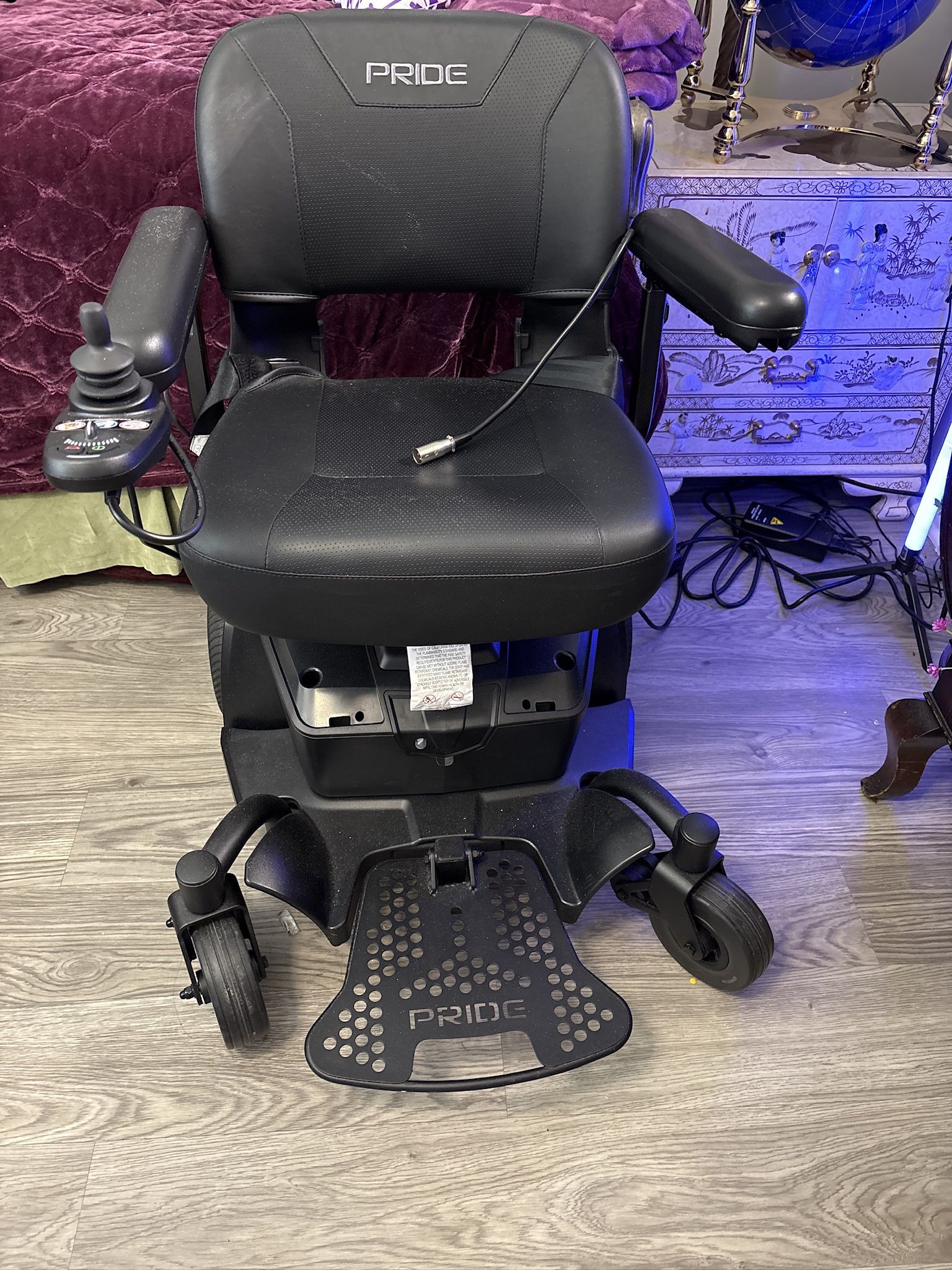 New drive motorized wheelchair