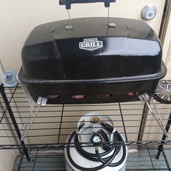 Propane tank with barbecue grill