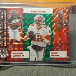 Tampa Bay Buccaneers Flea Flicker Team Card. Holo Prizm