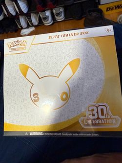 Pokémon TCG 30th Celebration Elite Trainer Box
