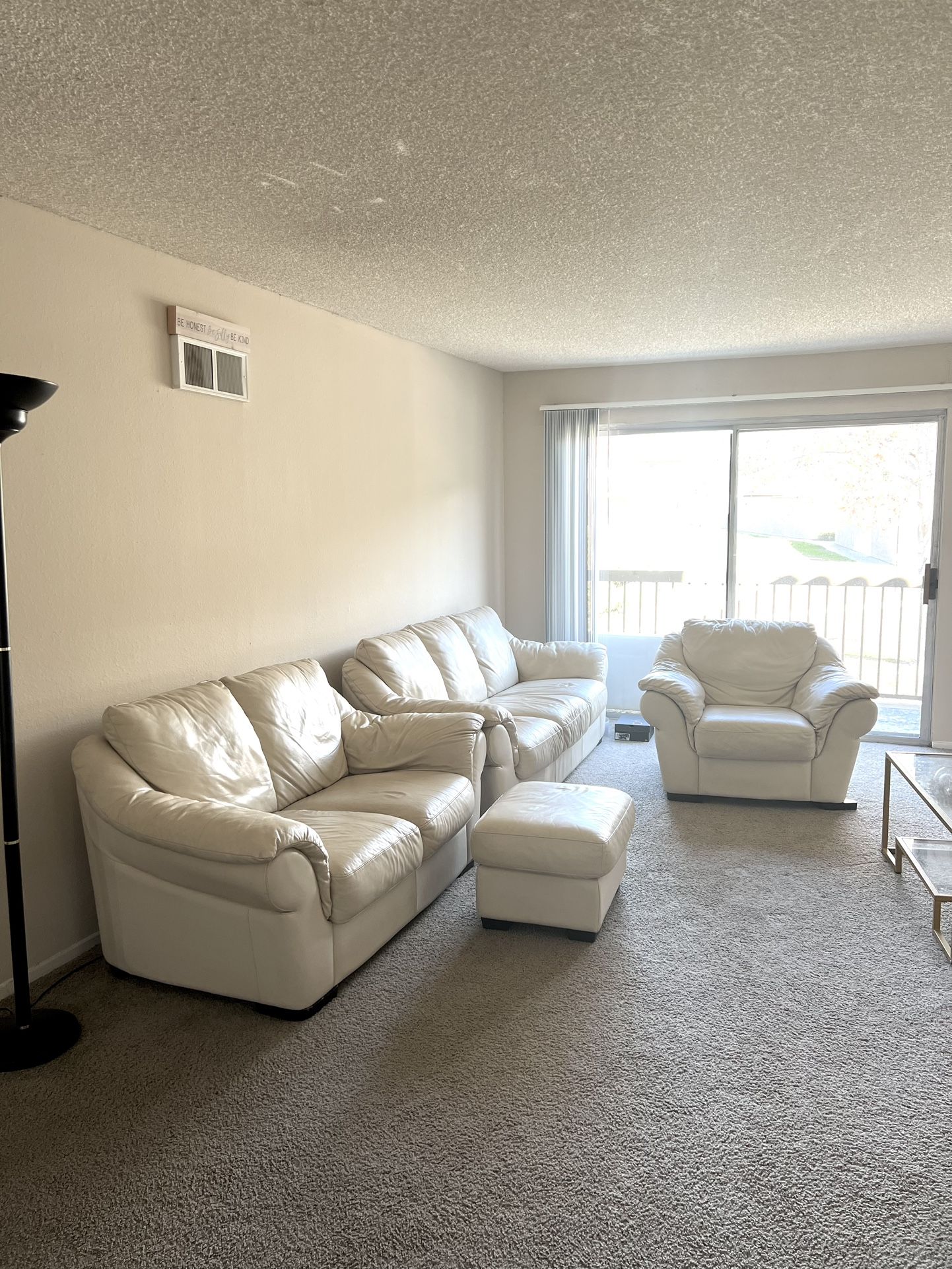 Italian Leather Sofa Set – White/Eggshell – Excellent Condition