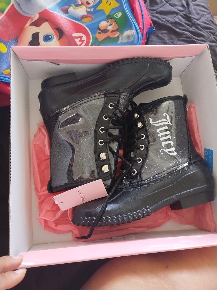 Juicy Couture Women's Rain Boots
