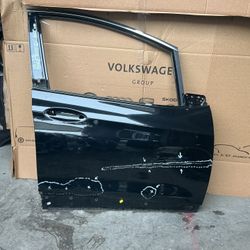 2017 - 2023 CHEVY BOLT EV - FRONT PASSENGER SIDE DOOR OEM 