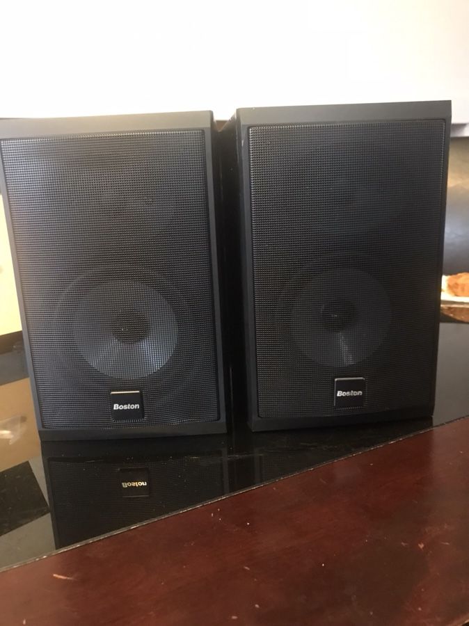 Boston CR67 Speakers