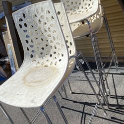 5 White/Chrome Bar Stools *Moving Sale* 