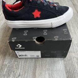 Size 13 Converse Hello Kitty One Star Ox $30