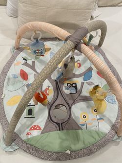 Skip hop Treetop Friends Baby Activity Gym