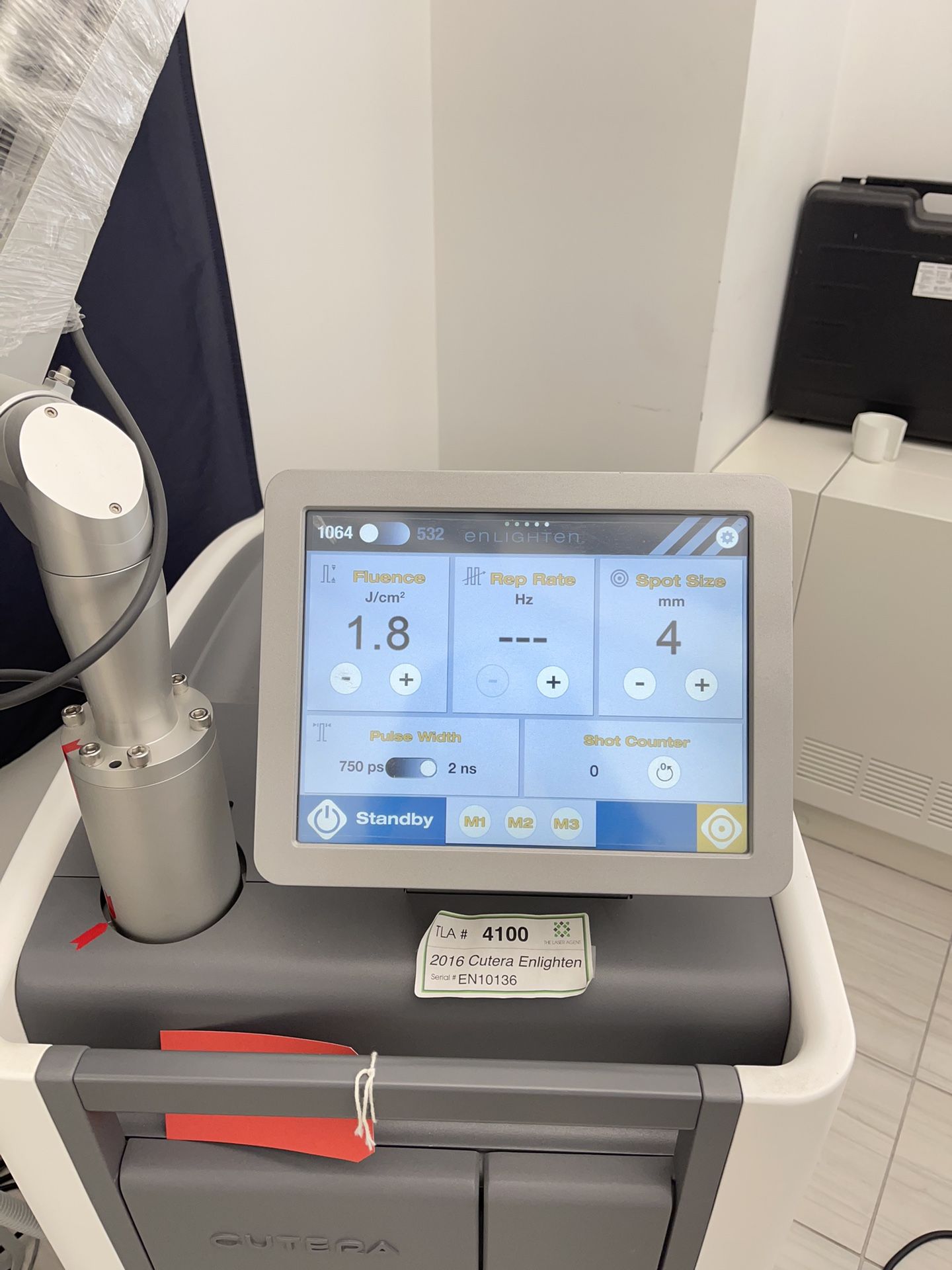 Cutera Enlighten Laser Tattoo Laser And Pigment