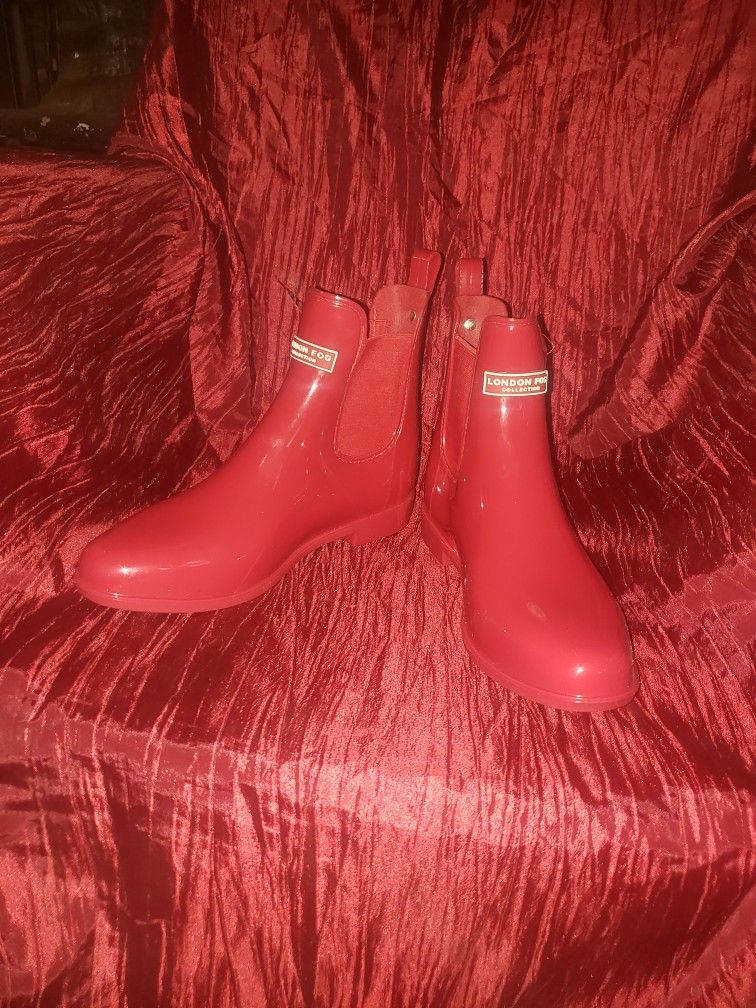 LONDON FOG COLLECTION RAIN BOOTS