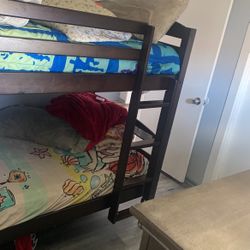 Bunk Bed 