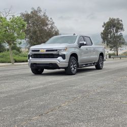 2022 Chevy Silverado Lt 4x4 ( Salvage TITLE)