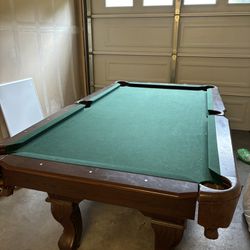 Pool table (Pick Up On Camp Pendleton)