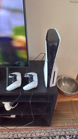 Ps5 Slim with 2 controllers