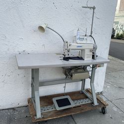 Industrial Sewing Machine  Single Needle JUKI Automatic  Maquina De Coser De Una Aguja JUKI  Automátic 