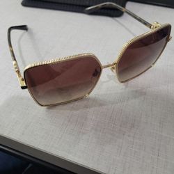 D&G Womens Sunglasses 