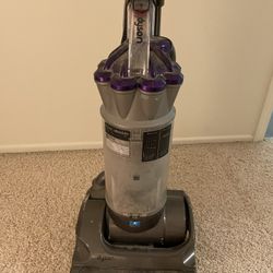 Dyson Vacuum 