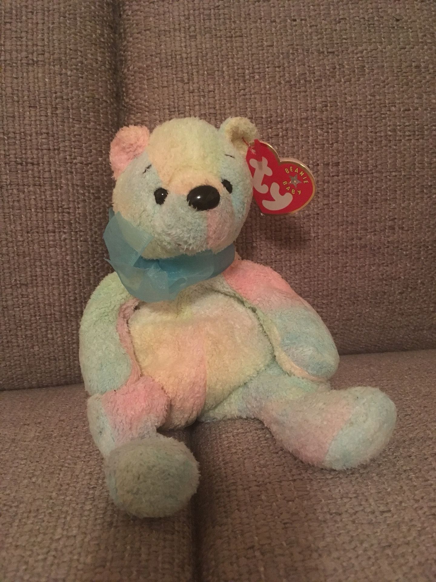 Mellow beanie baby. TY. Retired. Mint. Errors.