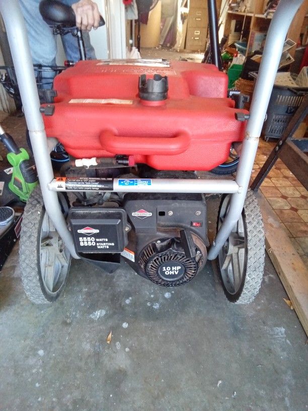 Briggs & Stratton Generator 5550 Watts