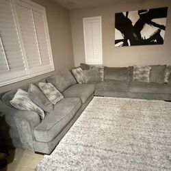 400$ Couches! 