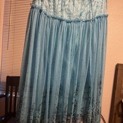 Selling Vintage Skirt 