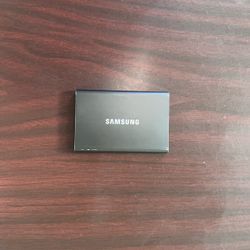 Samsung T7 2 TB SSD