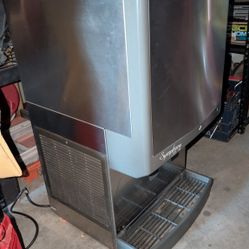 Water And Ice Maker Commercial 