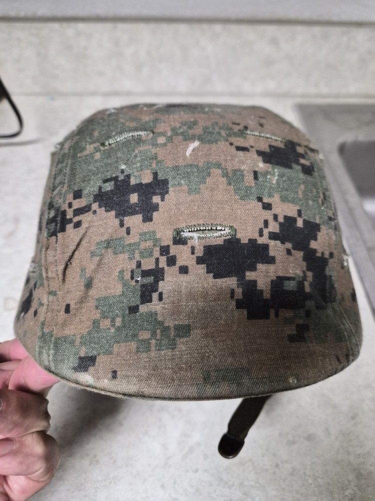 Vintage Military Helmut