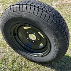 Tire and wheel 175/80F13 The tire is new