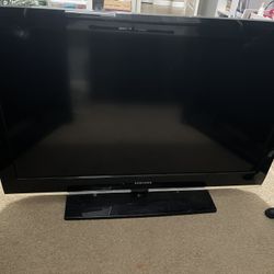 Samsung LCD tv 40 Inch 