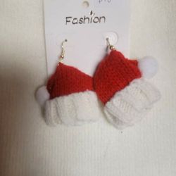 Gorgeous Santa hats Earrings  For Ladies 