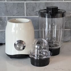 New Blender Set (Never Used)
