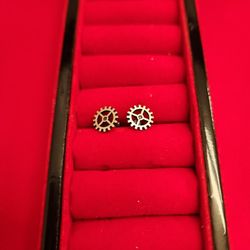 Gear Shape Earrings