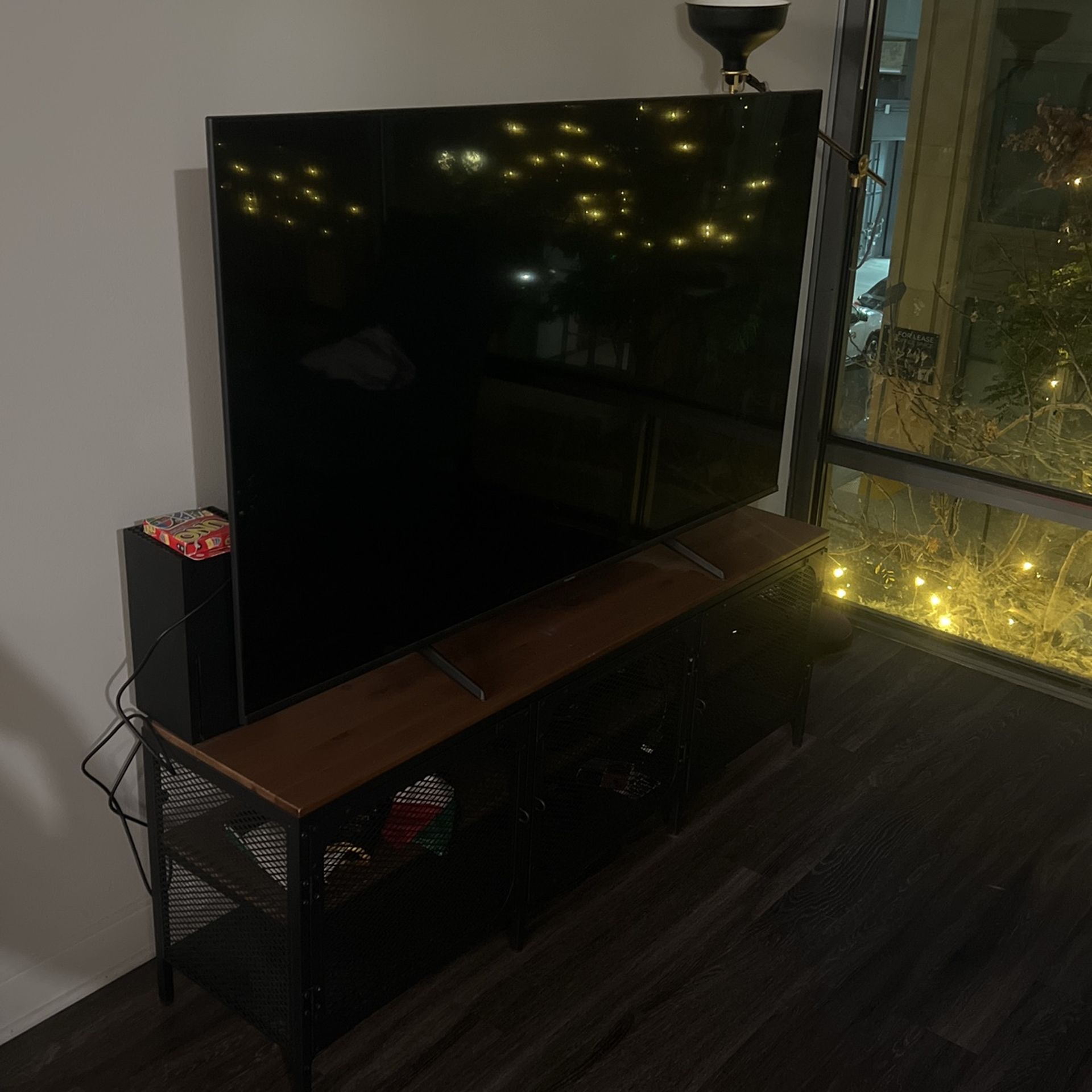 Hisense 65” Class U6 Series ULED 4k UHD smart Fire TV