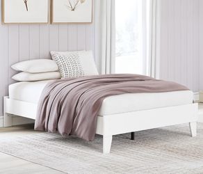 New!! Signature Design Ashley Full Platform Bed
