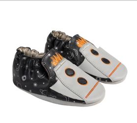 New Robeez Apollo Soft Sole (1st Walker)