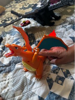 Pokémon charizard