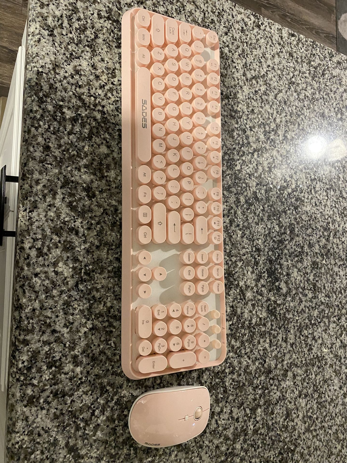 Pink Wireless Mouse & Keyboard (USB)