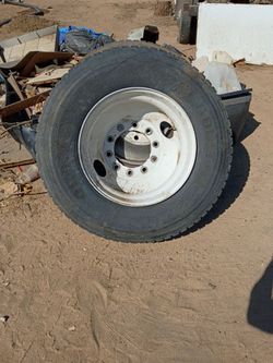 22. 5 tires and wheel