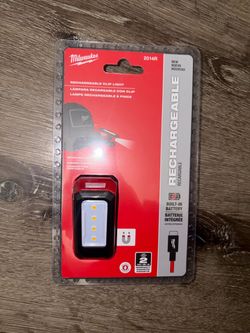 Milwaukee 300 Lumen Clip Light