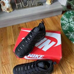 Nike Vapormax Black Message Me Your Size 