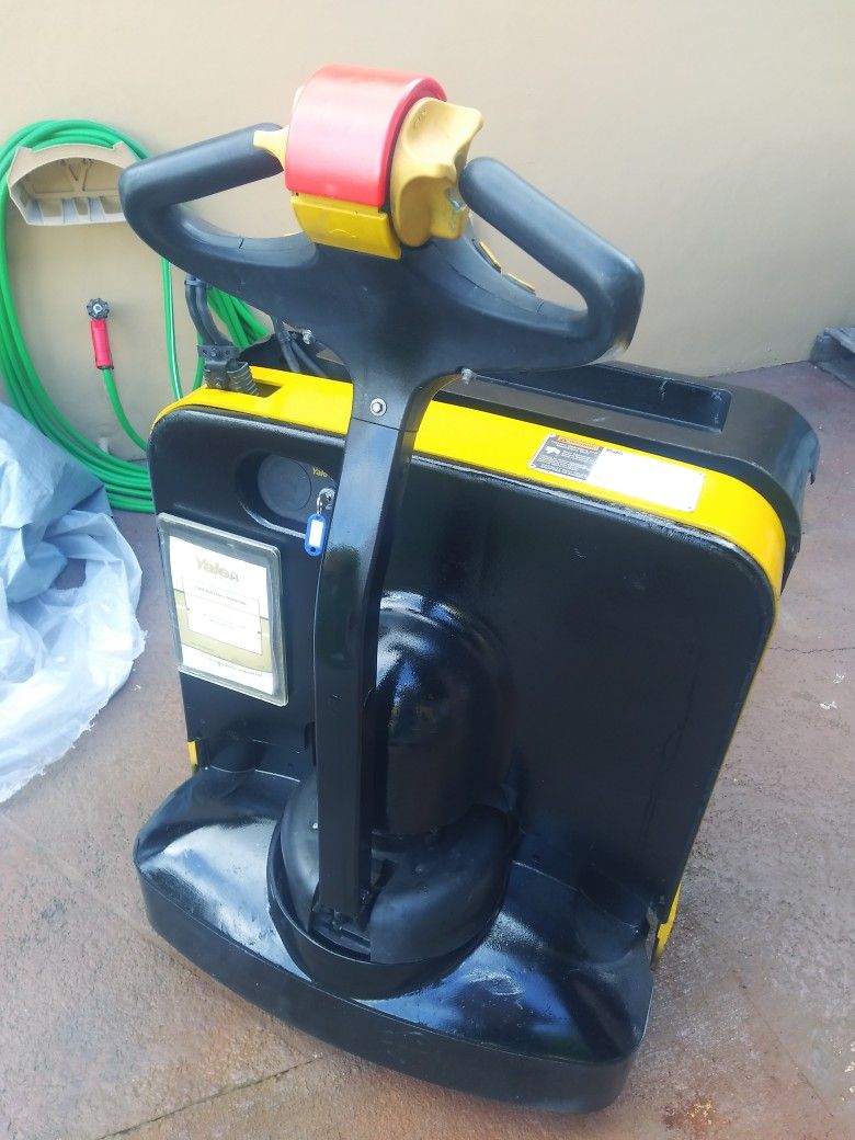 Yale Electric Pallet Jack For Sale In Miami FL OfferUp yale-electric-pallet-jack-for-sale-in-miami-fl-offerup