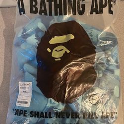   BAPE Shark Camo Hooded  Zipper

HOODIE