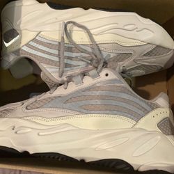 Adidas Yeezy Static Size 10