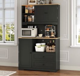 Kitchen pantry/storage