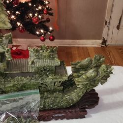 24in Jade "Shipwreck" Collectable 