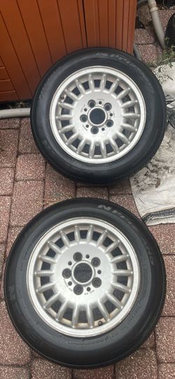2 pairs of P205/60R15 BMW Wheels (OBO)