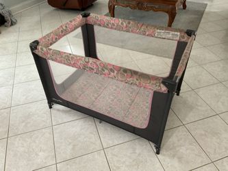 Playpen Baby Child Girl