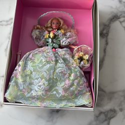 1995 Limited Edition Spring Bouquet Barbie Doll Enchanted Seasons