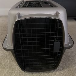 Dog crate 