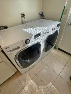 LG Front Load Washer and Dryer Set
